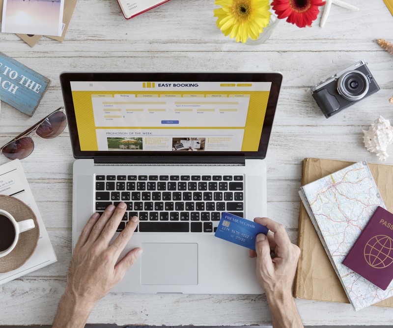 6 Tips For Digital Nomads Who Want To Travel The World