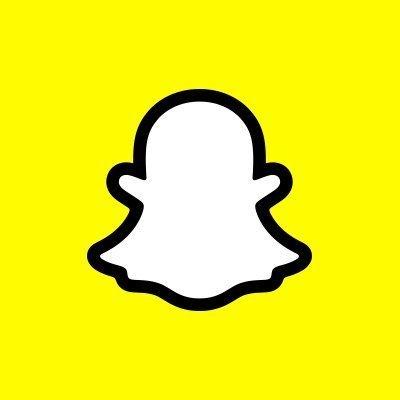 15 Clever Social Media App Logos