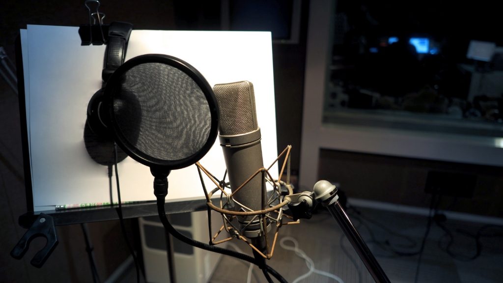 10 Tips For Creating Professional Voice Overs