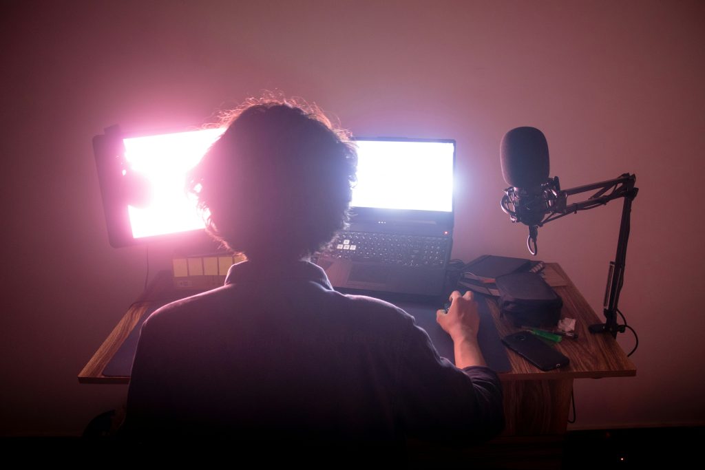 Freelance Video Editing: Work From Home and Express Your Creativity!