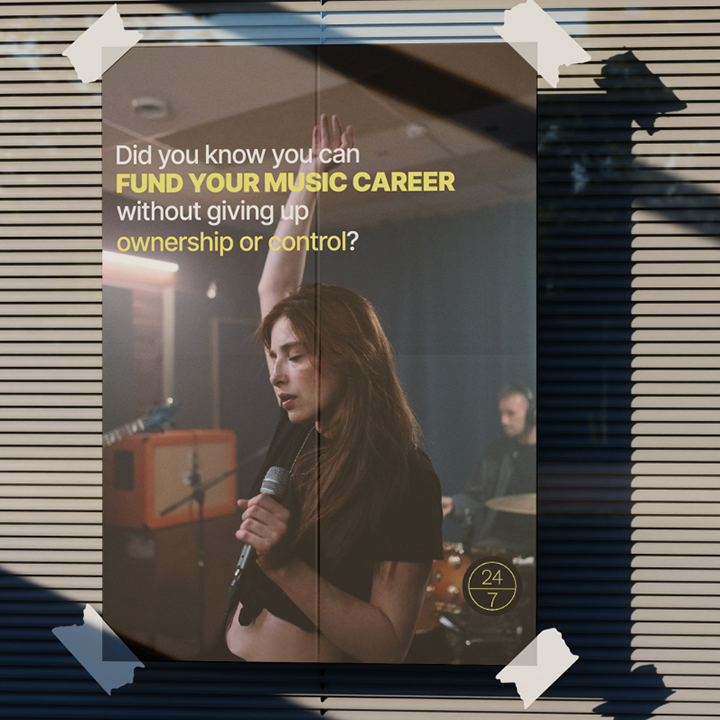 CaseStudies-247Artists-Portfolio3-Mobiles-Img2